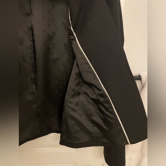 Banana Republic Blazer - Picture 3 of 5